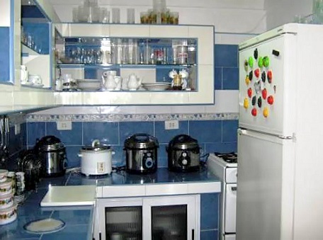 'Cocina' is what you can see in this casa particular picture. Casas particulares are an alternative to hotels in Cuba. Check our website cuba-particular.com often for new casas.