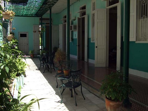 'Courtyard' is what you can see in this casa particular picture. Casas particulares are an alternative to hotels in Cuba. Check our website cuba-particular.com often for new casas.