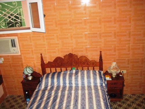 'Chambre1' is what you can see in this casa particular picture. Casas particulares are an alternative to hotels in Cuba. Check our website cuba-particular.com often for new casas.