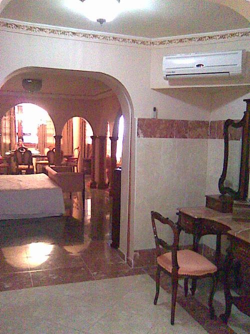 'Beauty room' is what you can see in this casa particular picture. Casas particulares are an alternative to hotels in Cuba. Check our website cuba-particular.com often for new casas.