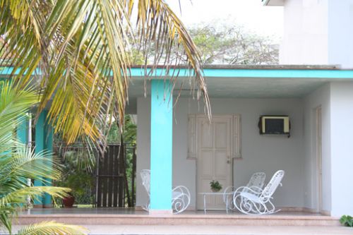 'Entrance' Casas particulares are an alternative to hotels in Cuba. Check our website cubaparticular.com often for new casas.
