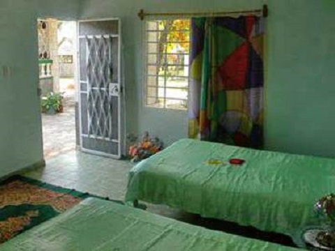 'Bedroom 2' is what you can see in this casa particular picture. Casas particulares are an alternative to hotels in Cuba. Check our website cuba-particular.com often for new casas.
