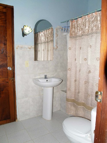 'Bathroom 2' is what you can see in this casa particular picture. Casas particulares are an alternative to hotels in Cuba. Check our website cuba-particular.com often for new casas.