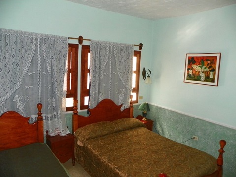 'Habitacion 2' is what you can see in this casa particular picture. Casas particulares are an alternative to hotels in Cuba. Check our website cuba-particular.com often for new casas.