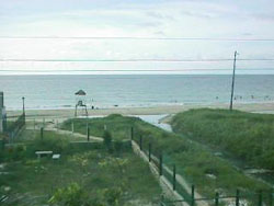 'Beach view' is what you can see in this casa particular picture. Casas particulares are an alternative to hotels in Cuba. Check our website cuba-particular.com often for new casas.