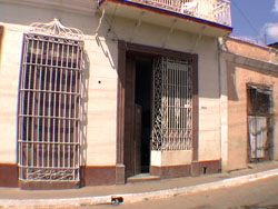 'Exterior' is what you can see in this casa particular picture. Casas particulares are an alternative to hotels in Cuba. Check our website cuba-particular.com often for new casas.